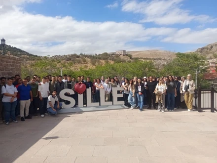 Açılış ve Uyum Programı Etkinlikleri Kapsamında 1. Sınıf Öğrencileri İçin Şehir Turu Düzenlendi